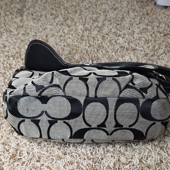 Coach Signaure Bag c1026 f15171 - Picture 3 of 12